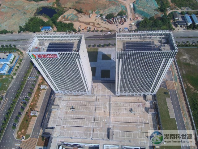 湖南粮食集团-湘梁国际-长沙绿色食品交易中心太阳能热水工程