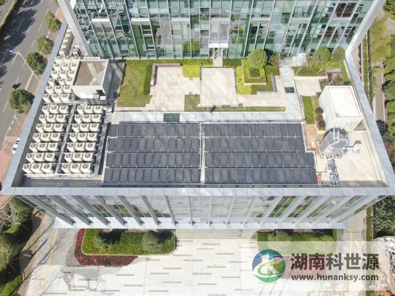 湘安嘉园项目一期4#栋裙楼屋面太阳能热水系统工程