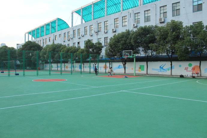 环球UG官网,湖南节能科技,太阳能光热研发,空气源热泵生产,中央空调设备销售