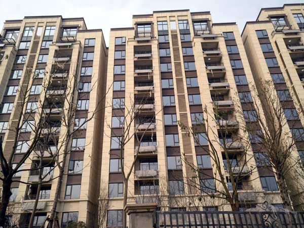 阳台壁挂式太阳能热水系统工程