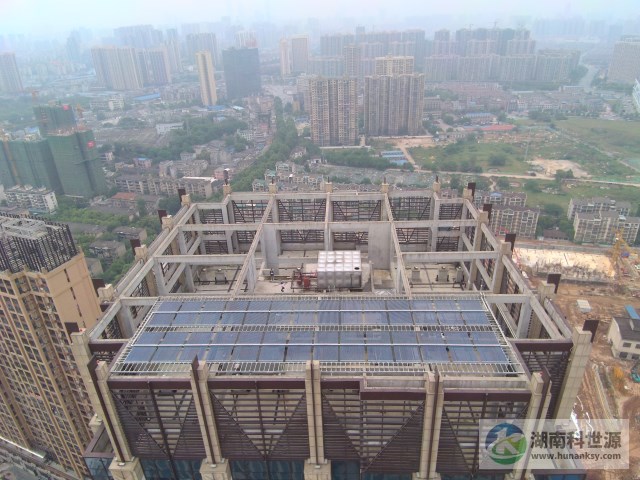 屋顶架构层太阳能热水系统