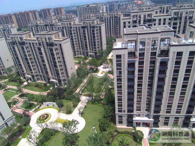 阳台壁挂太阳能热水系统