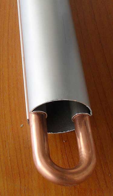 内U型管及导热金属铝板实体示意图