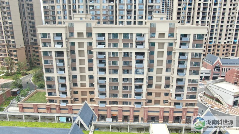 阳台壁挂太阳能热水系统