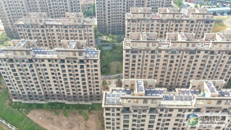 一体式太阳能热水器