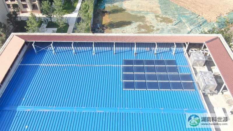 小学屋顶太阳能热水系统工程