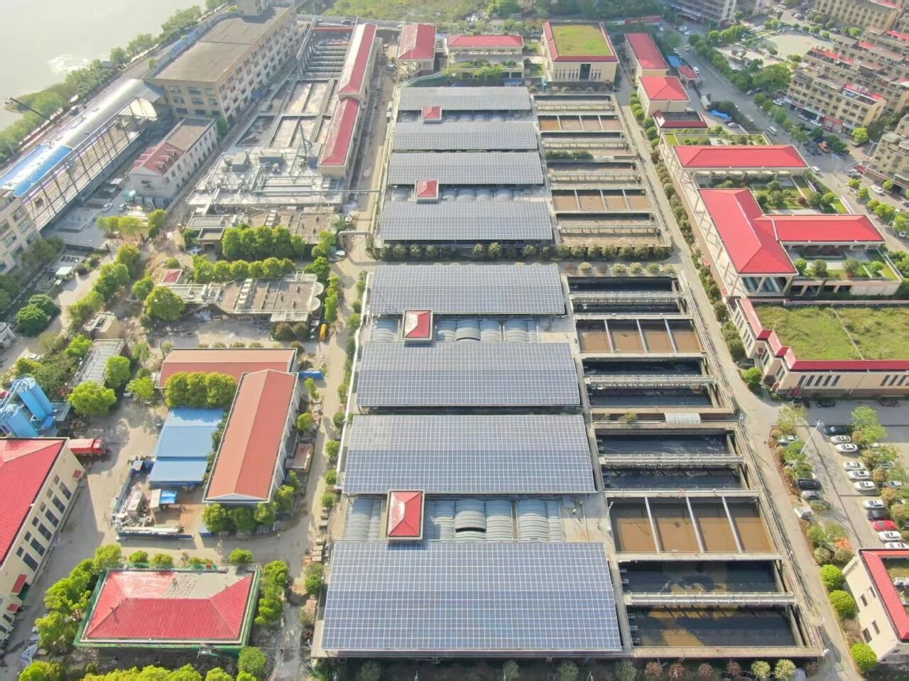 湖南科世源,湖南太阳能,长沙太阳能,太阳能热水工程,湖南太阳能光伏发电,热水工程,空气源热水系统,长沙中央空调